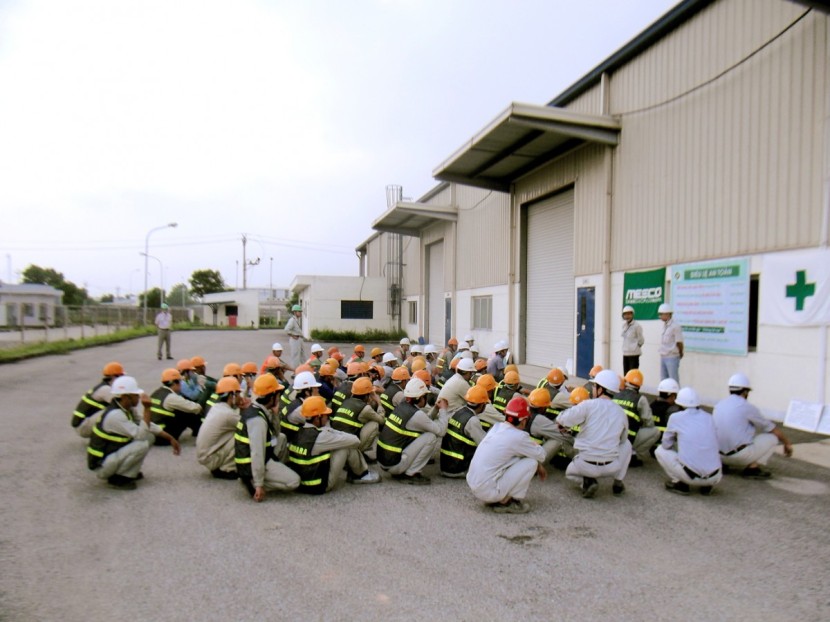 現地工事（安全ミーティング）